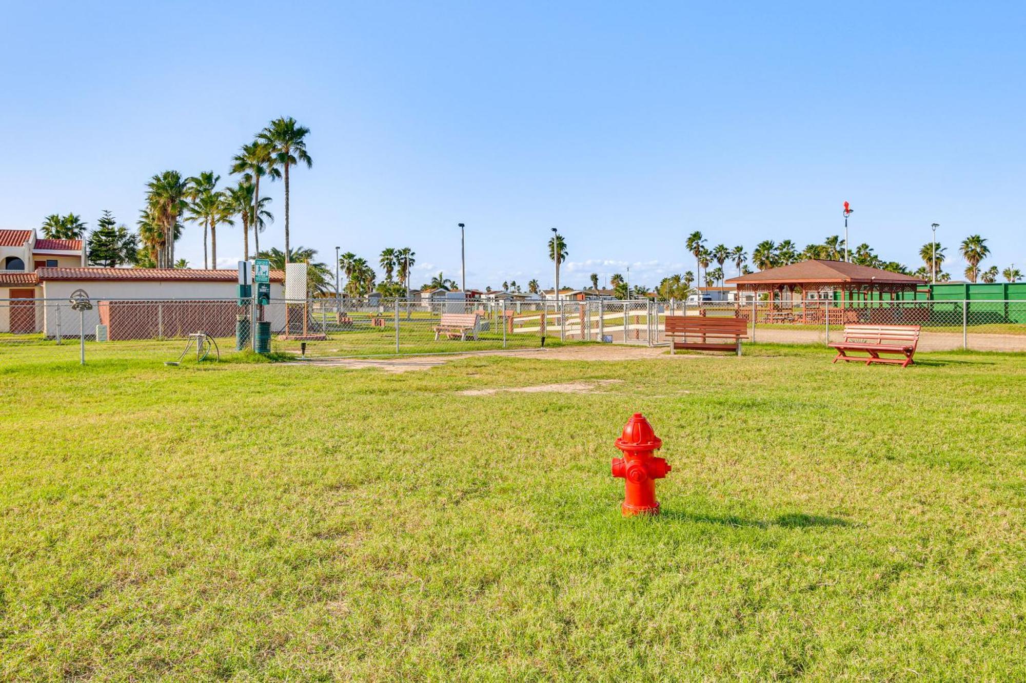 Cozy Waterfront Port Isabel Cottage With Deck! 外观 照片